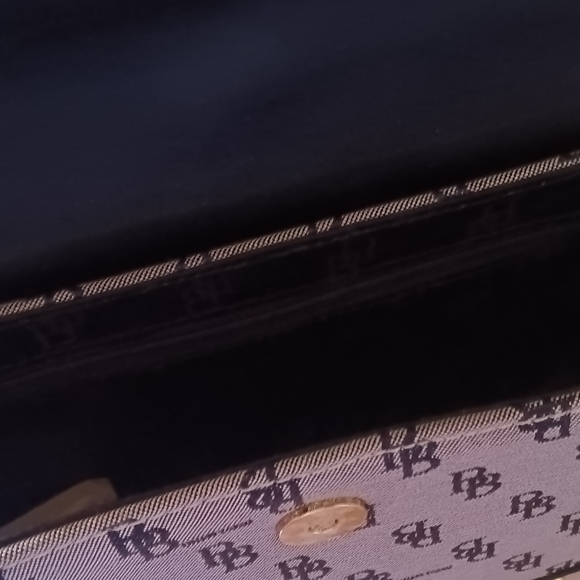 Handbag - Picture 3 of 3